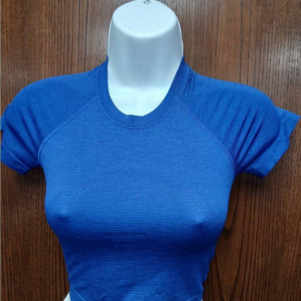 lululemon athletica Vibrant Blue Short Sleeve Tee